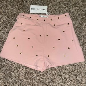 Classy pink shorts